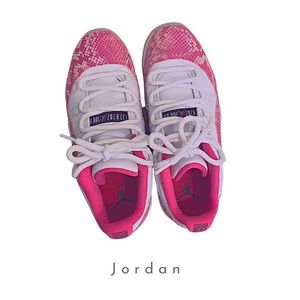 Jordan 11 - limited edition [PINK SNEAK PRINT]